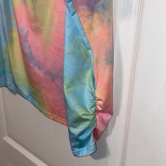 TIE- DYE OFF THE SHOULDER TOP - Picture 5 of 9